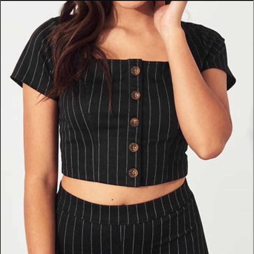 hollister square neck crop top